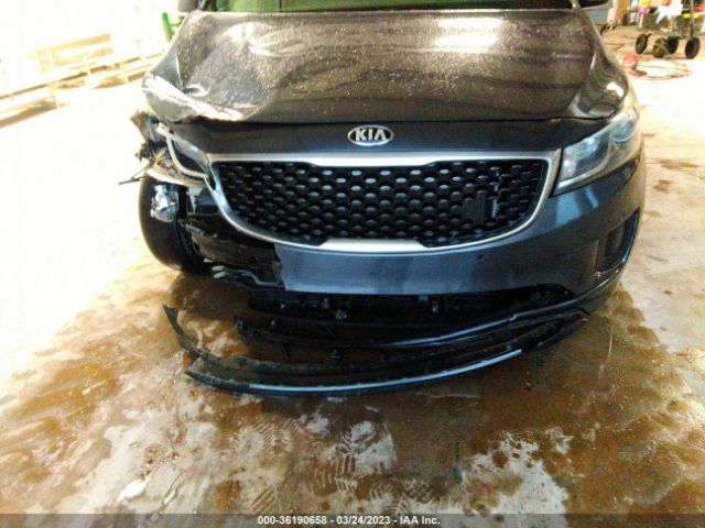 KNDMB5C13H6338322 KIA SEDONA LX