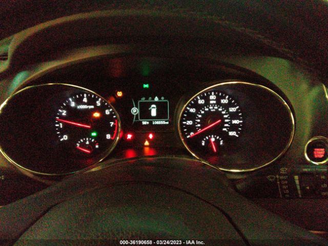 KNDMB5C13H6338322 KIA SEDONA LX