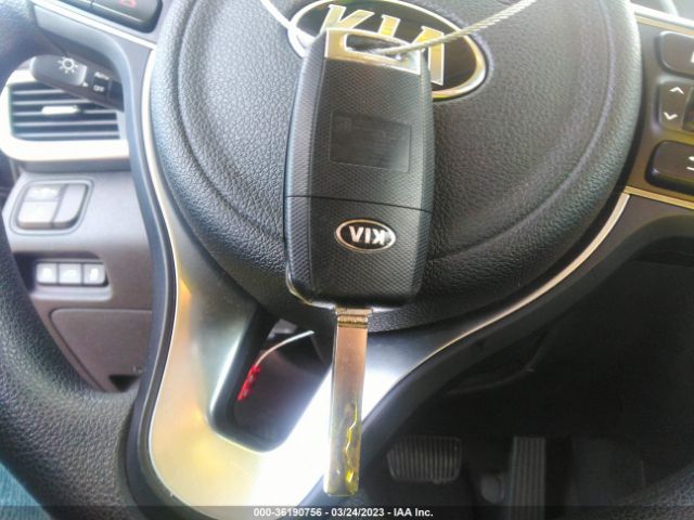 KNAGT4L36J5239041 KIA Optima Lx