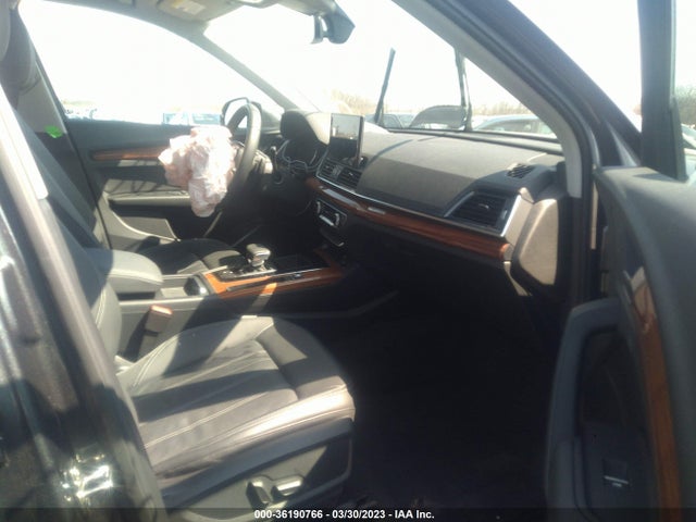 WA1GAAFY9N2011910 Audi Q5 S Line Premium