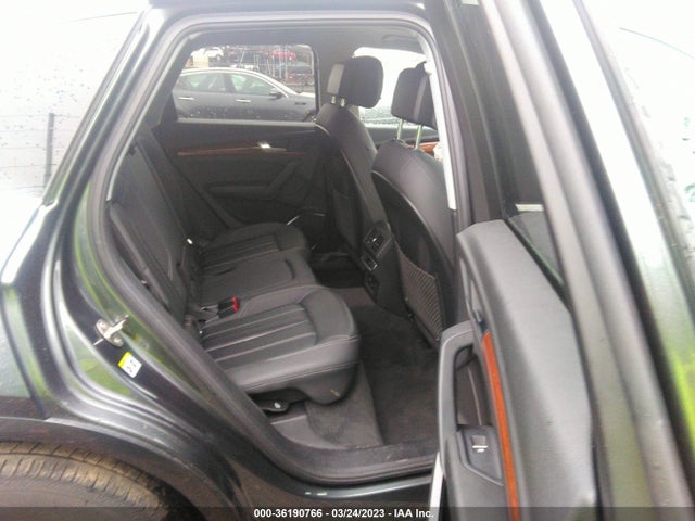 WA1GAAFY9N2011910 Audi Q5 S Line Premium