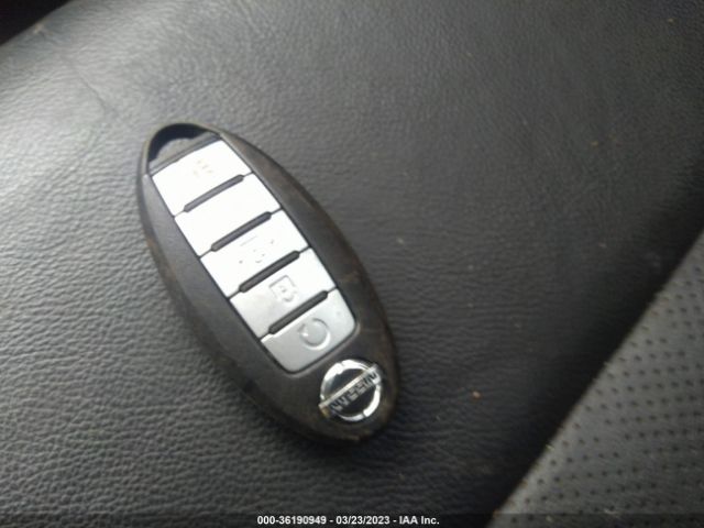 1N4AA6AP7GC449321 Nissan Maxima 3.5 Sv