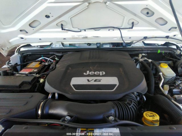 1C4AJWAG4GL208570 Jeep Wrangler Sport