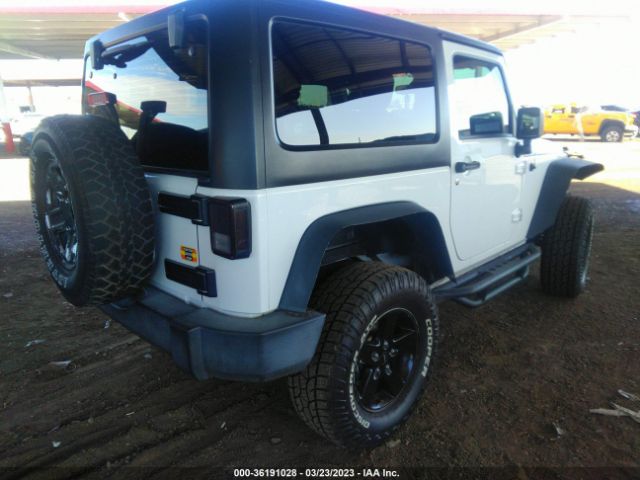 1C4AJWAG4GL208570 Jeep Wrangler Sport