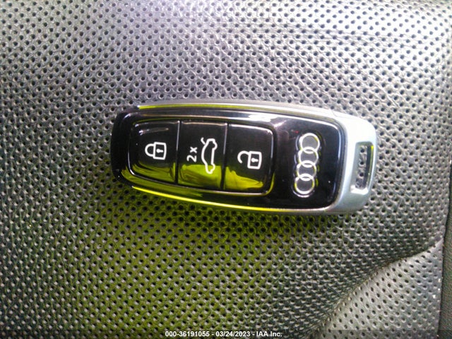 WA1LJAF72MD000904 Audi Q7 Premium Plus