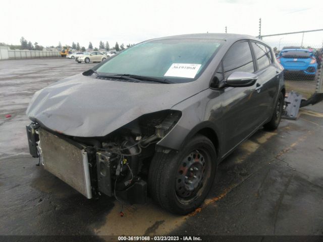 KNAFK5A87G5648452 KIA Forte 5-door Lx