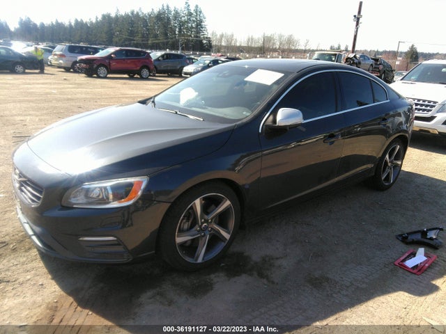 Volvo S60 T6 R-design Platinum 2015 YV1902TS9F1342222 Image 2