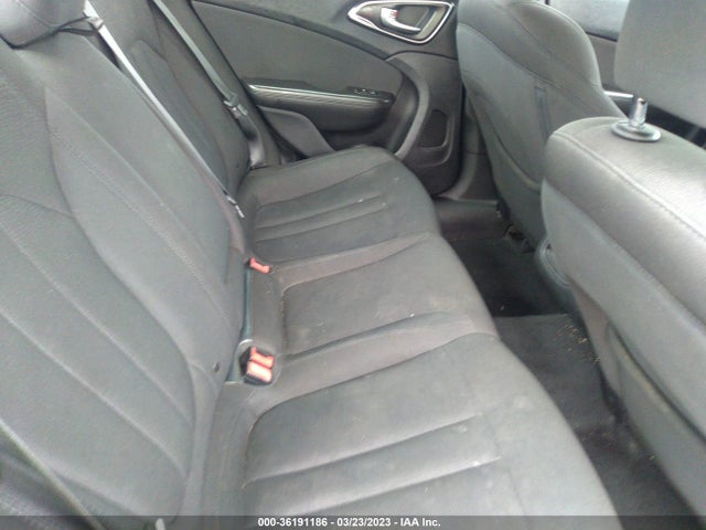 Chrysler 200 Limited 2015 1C3CCCAB9FN744377 Image 8