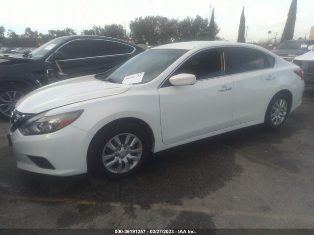 Nissan Altima 2.5 S 2017 1N4AL3AP6HC182215 Image 2