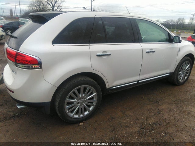 Lincoln MKX 2012 2LMDJ6JK3CBL18232 Image 4