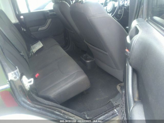 1C4BJWDG8GL191093 Jeep Wrangler Unlimited Sport