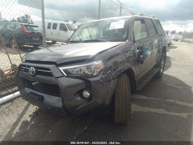 Toyota 4RUNNER SR5 2020 JTEZU5JR9L5218186 Image 2