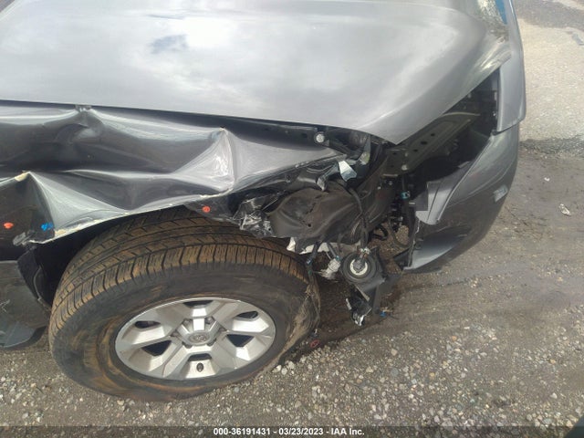 Toyota 4RUNNER SR5 2020 JTEZU5JR9L5218186 Image 6