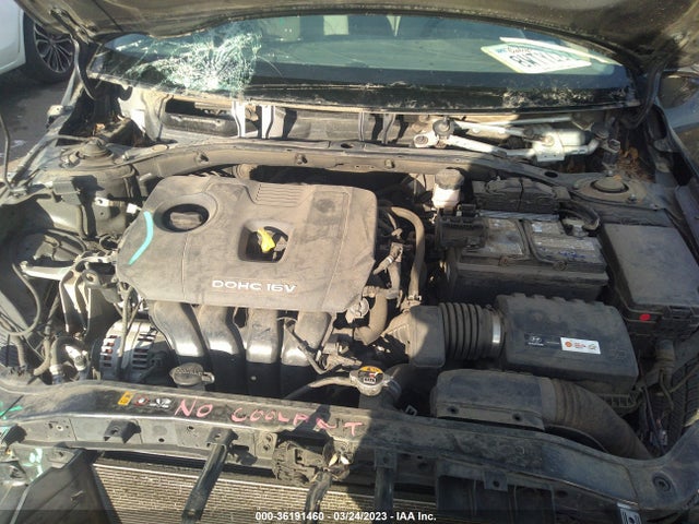 2017 HYUNDAI ELANTRA SE VIN: 5NPD74LF3HH089985