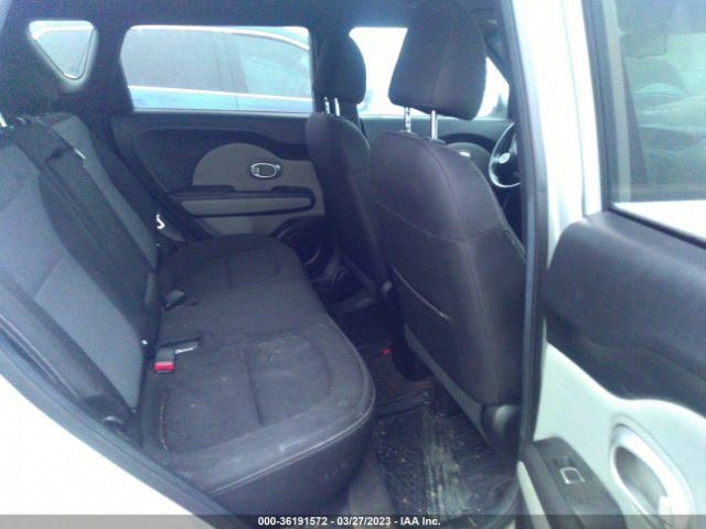 KNDJP3A58H7426887 KIA SOUL +
