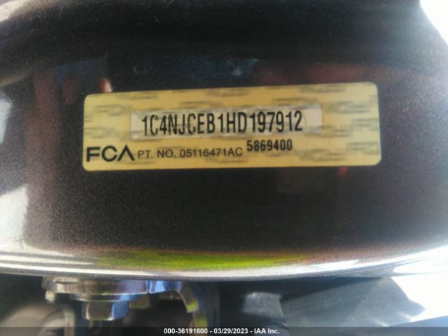 1C4NJCEB1HD197912 Jeep Compass Latitude