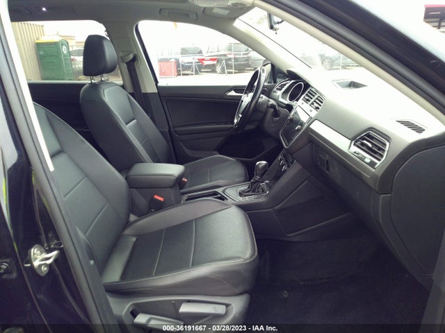 3VV3B7AX0JM020342 Volkswagen Tiguan Sel/se