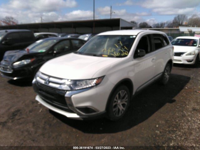 2018 Mitsubishi Outlander, VIN: JA4AD2A33JZ032963