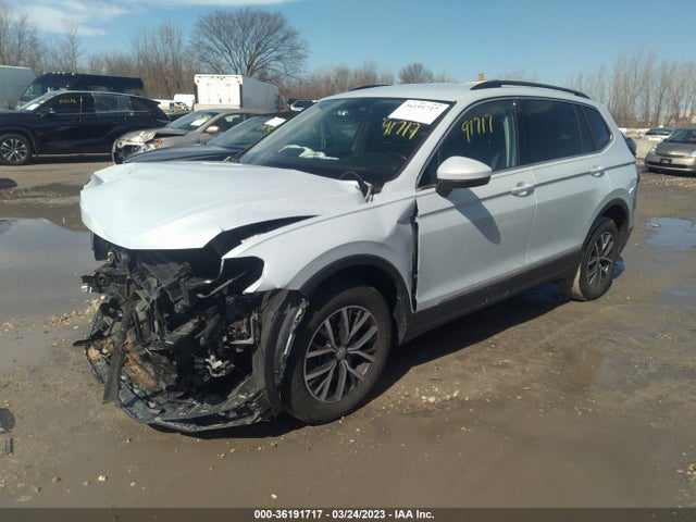 3VV2B7AX4JM220054 Volkswagen Tiguan Sel/se