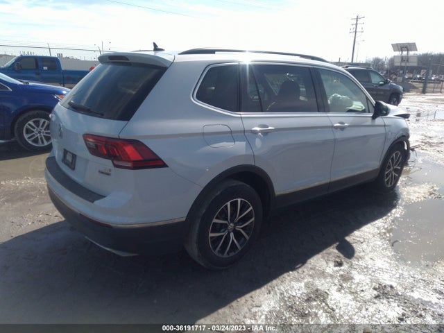 3VV2B7AX4JM220054 Volkswagen Tiguan Sel/se