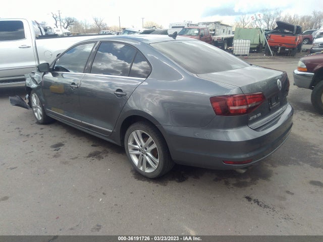 3VWL17AJ1HM376240 Volkswagen Jetta 1.8t Sel
