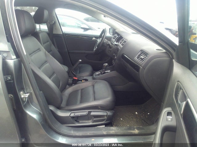 3VWL17AJ1HM376240 Volkswagen Jetta 1.8t Sel