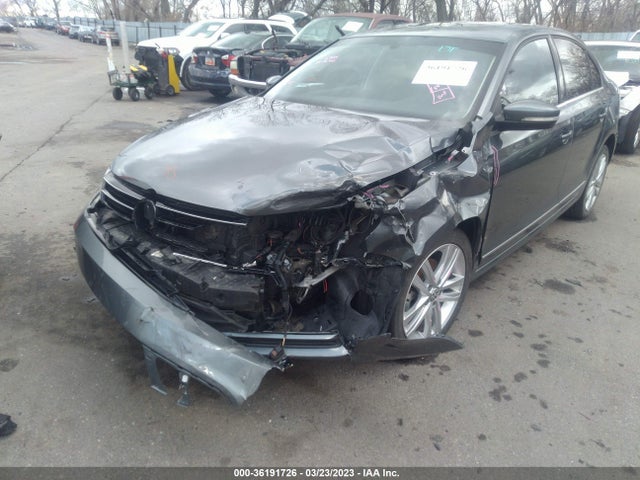 3VWL17AJ1HM376240 Volkswagen Jetta 1.8t Sel