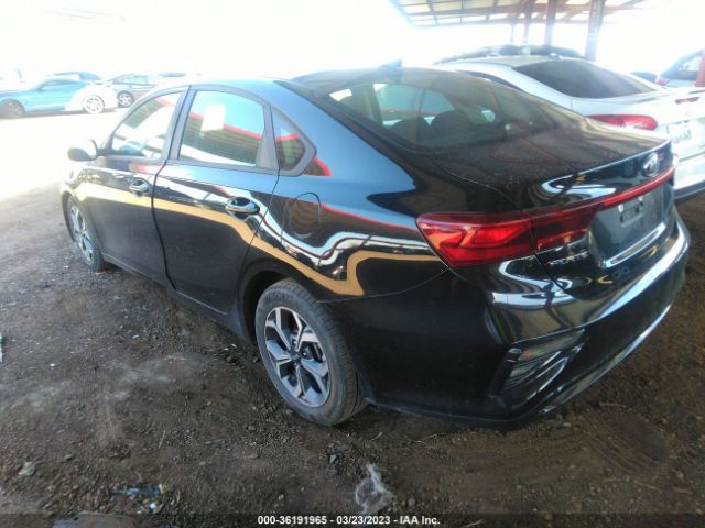 3KPF24AD1ME287939 KIA Forte Lxs