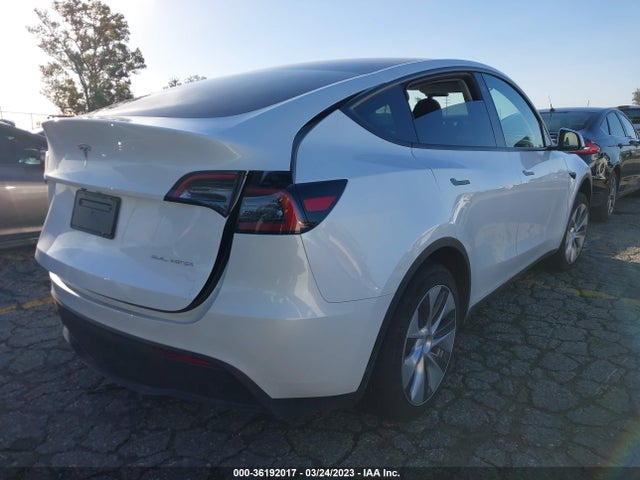 Tesla Model Y Long Range 2023 7SAYGDEE4PA052978 Image 4