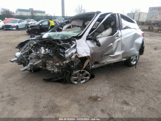 Honda HR-V LX 2019 3CZRU6H36KG719758 Image 2