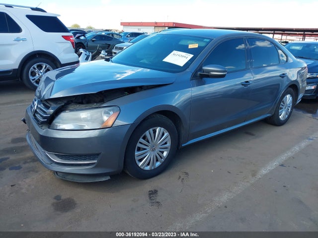 1VWAT7A30EC049652 Volkswagen PASSAT S