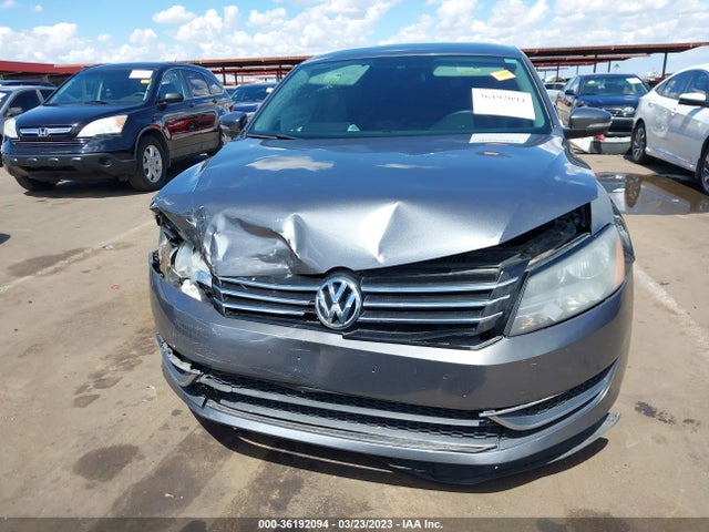 1VWAT7A30EC049652 Volkswagen PASSAT S