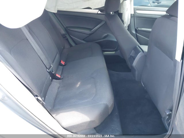 1VWAT7A30EC049652 Volkswagen PASSAT S