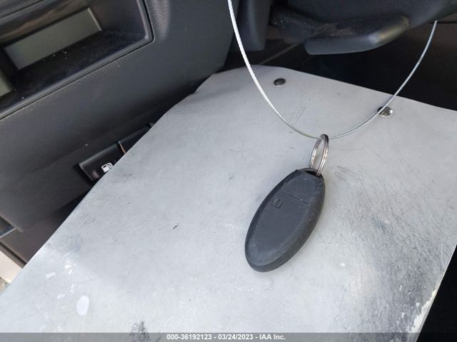 3N1CN8FV6NL868565 Nissan VERSA SR