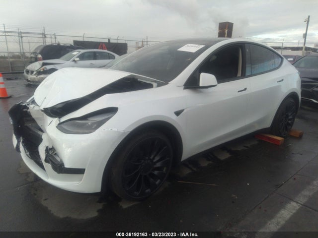 Tesla Model Y Performance 2023 7SAYGDEF5PF623549 Image 2
