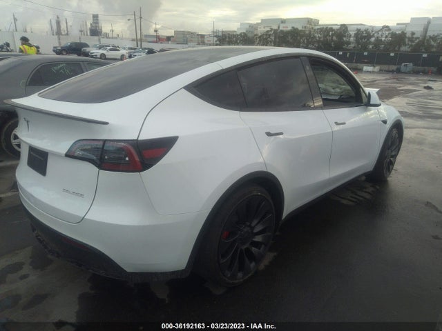 Tesla Model Y Performance 2023 7SAYGDEF5PF623549 Image 4
