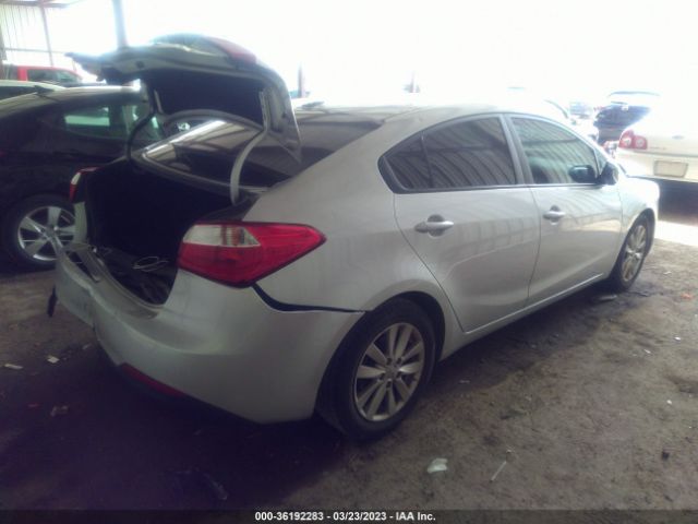 KNAFX4A67G5446902 KIA FORTE LX