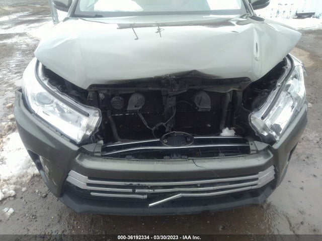 Toyota Highlander Hybrid Le 2017 5TDBGRFH6HS028156 Image 7