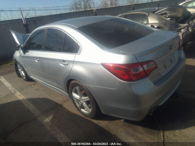 4S3BNAA6XG3025449 Subaru Legacy 2.5i