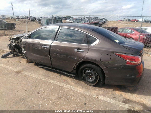 Nissan Altima 2.5 S 2015 1N4AL3AP3FN867094 Image 5