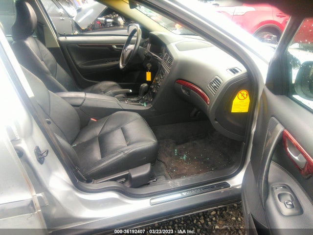 2004 VOLVO S60 VIN: YV1RS59V542403733