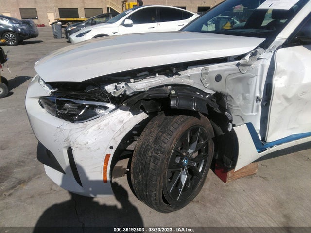 2022 BMW i4, VIN: WBY73AW03NFM89645
