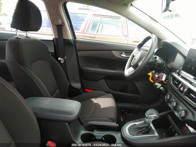3KPF24AD3LE235100 KIA Forte Lxs