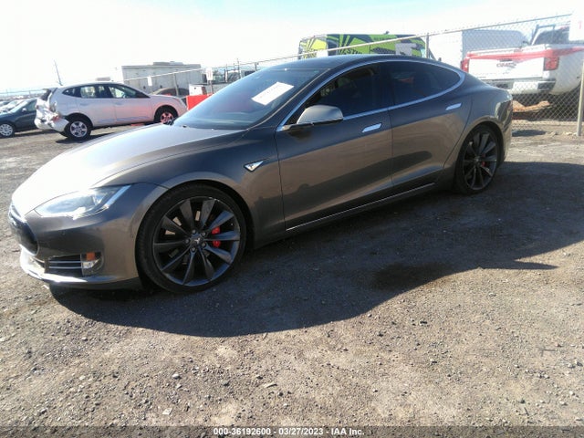 Tesla Model S 85d/p85d/90d/p90d 2015 5YJSA1H40FF082521 Image 2