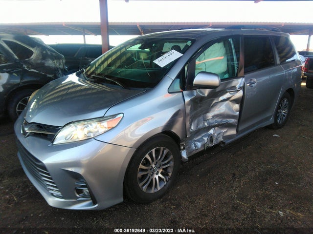 Toyota Sienna Xle Auto Access 2018 5TDYZ3DCXJS917959 Image 2
