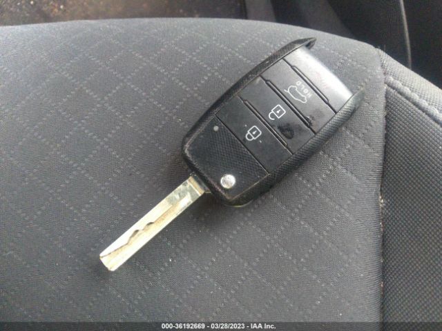 5XYPGDA59HG208329 KIA Sorento Lx V6