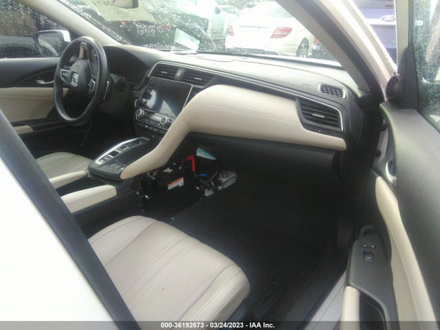 Honda Insight Touring 2019 19XZE4F99KE032591 Image 6
