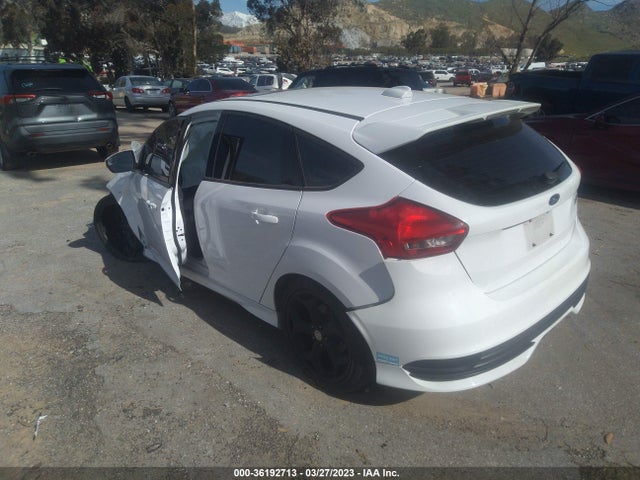Ford FOCUS ST 2015 1FADP3L91FL294207 Image 5