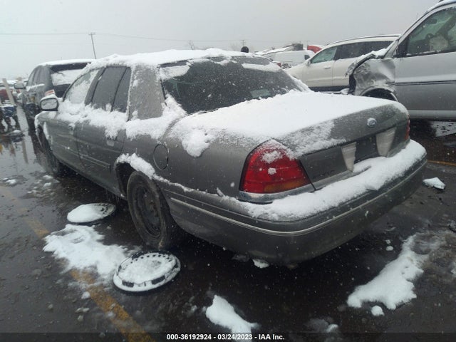 2000 FORD CROWN VICTORIA POLICE PKG POLICE INTERCEPTOR VIN: 2FAFP71WXYX119629