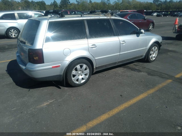2005 VOLKSWAGEN PASSAT WAGON GLS VIN: WVWDD63B35E138437